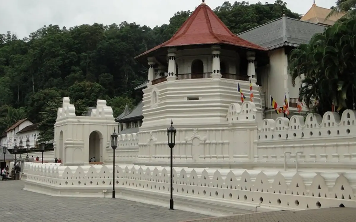 Temple of the Sacred Tooth Relic, Kandy Sri Lanka